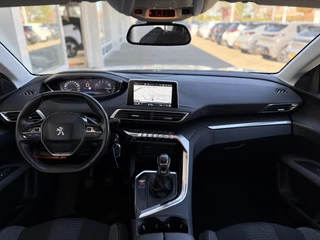 Peugeot 3008 1.2T 130pk Blue Lease Executive | Dealeronderhouden | Trekhaak | Navigatie | Parkeersensoren | Climate Control | Apple Carplay/Android Auto / 6