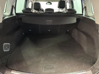 Renault Espace 1.6 TCe Dynamique AUTOMAAT PANO TREKHAAK 5P NAVI CRUISE ECC LM. / 35