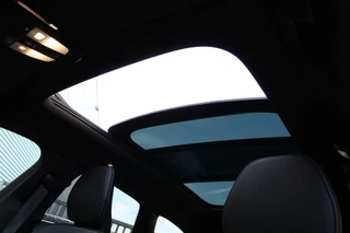 Volvo XC60 2.0 T6 PHEV AWD Plus Black Edition  | Panoramadak | Head-up | 360 Camera | H&K / 15