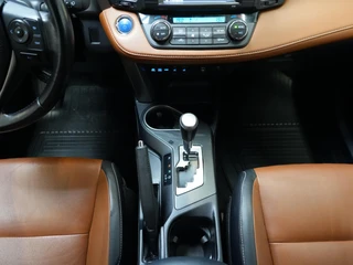 Toyota RAV4 2.5 Hybrid AWD Executive Business / 23