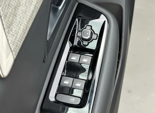 Citroen C5 X 1.6 Plug-in Hybrid 225 Shine LEER - NAVI - TREKHAAK - ELEK STOELEN / 33