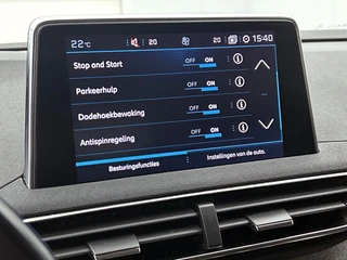 Peugeot 3008 1.2 PureTech Blue Lease Executive Automaat | Adaptive Cruise | CarPlay | Camera | Parkeersensoren / 24