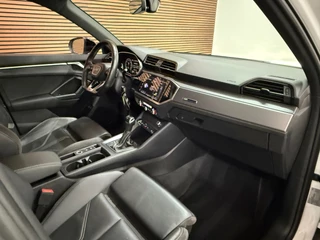 Audi Q3 45 TFSI e S line | 245 PK | Virtual Cockpit Plus | Camera | Black Optics | Leder | 2022 / 6