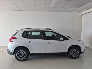Peugeot 2008 1.2 Blue Lion 110PK / 6