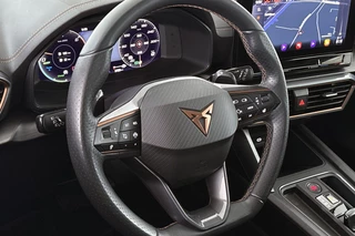 CUPRA Formentor 1.4 e-Hybrid Business Stuur-Stoelverwarming Achteruitrijcamera Keyless Apple Carplay / 13
