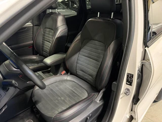 Ford Kuga 2.5 PHEV ST-Line X B&O Pano Camera Winterpack NAP / 29