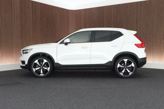 Volvo XC40 1.5 129pk Automaat T2 Core Camera Keyless Sportstoelen Stoelverwarming Navigatie / 6