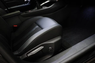 Peugeot 308 1.2 PureTech Allure Pack Business | ERGO COMFORT | CONNECTED SERVICES | DRAADLOZE LADER | STOELVERWARMING | CAMERA / 13