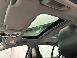 Volvo V60 1.5 T2 Summum | Origineel NL | Pano/dak | Trekhaak | Camera | Leder | Stoelverwarming | / 16