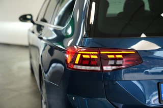 Volkswagen Passat Variant 1.4 TSI PHEV GTE Business  ACC Massage Camera Stoelverwarming 24 Maanden garantie* (Vraag naar de voorwaarden) / 28