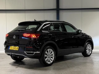 Volkswagen T-Roc 1.0 TSI Style Carplay Cruise Trekhaak NAP / 22