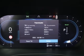 Volvo XC60 T6 Recharge AWD R-Design | Stoelverwarming | Parkeercamera | Panoramadak | Memorystoel | Keyless / 37