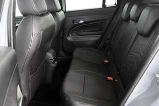 Jeep Avenger 1.2 e-Hybrid Altitude JBL Keyless Elektrische Achterklep / 9