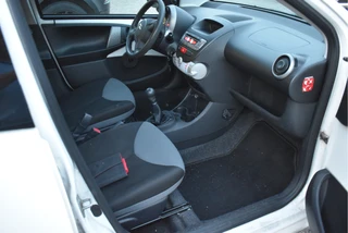 Citroën C1 1.0 Collection ORGINEEL NEDERLANDS , BOEKJES,NAP EN ONDERHOUDSHISTORIE / 4