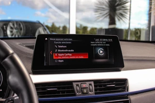 BMW X1 xDrive25e High Executive M sport | 1e eigenaar | Dealer onderhouden | Panoramadak | Apple Carplay | Camera | LED adaptief | Head-up | Stoelverwarming | Cruise control / 28