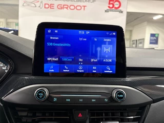 Ford Focus Wagon 1.0 EcoBoost Hybrid ST Line Business/ Nederlandse auto/ Eerste eigenaar/ Achteruitrijcamera/ Parkeersensoren / 24