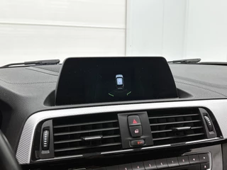 BMW 1-serie M140i xDrive | Stoelverwarming | Cruise Control | Navigatie / 20