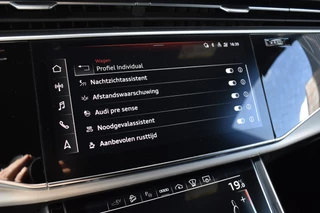 Audi Q8 55 TFSI e Quattro Pro Line S  | ACC | RS-Seats | Head-Up | B&O | Softclose | 22'' Wielen | Stuurverwarming | Matrix | Nachtzicht | / 15