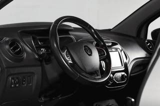 Renault Captur 1.2 TCe 120 PK Intens - Automaat  | Trekhaak | Cruise | Stoelverw. | PDC | NAV | ECC | LED | LM 17" | / 14