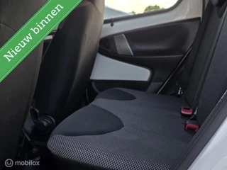 Toyota Aygo 1.0 VVT-i Aspiration / 21