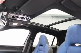 Lynk & Co 01 1.5 261PK Plug-in Hybrid *Zwarte Hemel* 360 Camera Pano/dak Apple/Carplay Adaptive/Cruise / 7