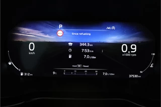 Kia ProCeed 1.5 T-GDi GT-PlusLine  Airco - Apple Carplay/Android Auto - Cruise Control - Dodehoekdetectie -  Navigatie - Stuur/Stoel Verwarming - Fabrieksgarantie tot 06-2031 / 49