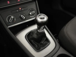 Audi Q3 2.0 TFSI quattro | Dealer onderhouden | Airco | Cruise control / 22