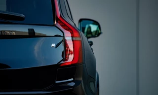 Volvo XC90 T8 Plug-in hybrid AWD MY 2027 Vanaf €76.945,- / 11