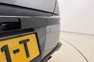 Lancia Ypsilon 1.2 Turbo Hybrid LX / 8