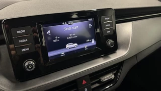 Skoda Kamiq 1.0 TSI Ambition CAMERA CARPLAY LED CRUISE DAB. / 42