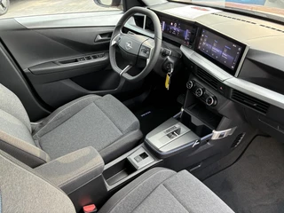 Opel Frontera Electric Edition 44 kWh | Airconditioning | Navigatie | Apple Carplay/Android Auto | Elektrisch Pakket | Parkpilot | Cruise control | Achteruitrij camera / 36