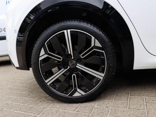 Lancia Ypsilon 1.2 Turbo Hybrid LX / 6