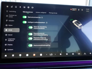 Leapmotor C10 Design REEV 28.4 kWh | Demo | 1500 trekgewicht | Nieuw uit voorraad Leverbaar | Panoramadak | Camera | 20 inch | Elektrische achterklep / 25