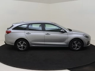 Hyundai i30 Wagon 1.0 T-GDi MHEV Advanced | Automaat | Trekhaak | Apple Carplay/Android Auto | Camera | Winterpack / 26