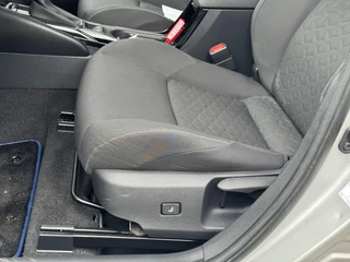 Toyota Corolla 1.8 Hybrid Business TREKHAAK STUUR+STOELVERWARMING ELEKTR. ACHTERKLEP / 10
