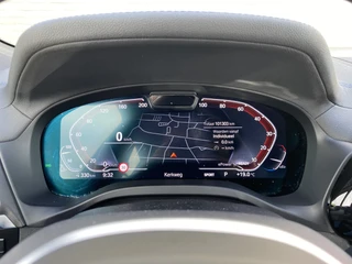 BMW iX3 M Sport High Executive 80 kWh | 1e eigenaar | dealer onderhouden | panoramadak | leder interieur | SOH accu 99.5% / 43