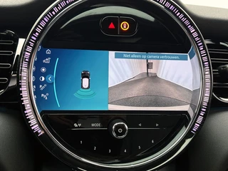 MINI Electric MINI Electric Collection 33 kWh | SOH 96% | Dealer Onderhouden | Panoramadak | Camera | Carplay | Stoelverwarming | / 39