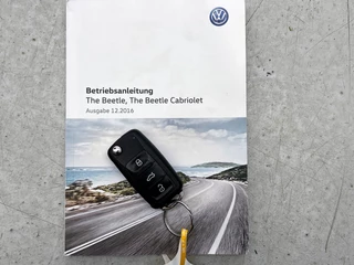 Volkswagen Beetle Cabriolet 1.2 TSI Exclusive Series Cabrio | Stoelverwarming | Navigatie | Camera | Parkeersensoren | Open dak / 37
