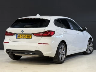 BMW 1 Series 116i Business Edition Zwarte grill | Apple Carplay | DAB+ | PDC V+A / 9