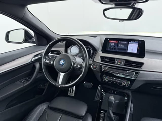 BMW X2 xDrive25e M SPORT Business Edition Plus  BOMVOL | PHEV| PANO| NAP| STOEL + STUURVERWARMING| COMFORT ACCESS| ELEK. ACHTERKLEP| AFNEEMBARE TREKHAAK| HUD| ACHTERUITRIJCAMERA| APPLE CARPLAY / 25
