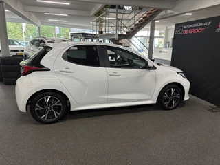 Toyota Yaris 1.5 Hybrid 115 First Edition/ NL auto/ Automaat/ Achteruitrijcamera / 6