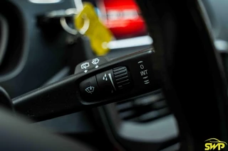 Volvo V40 2.0 T4 Business Sport | NAP Auto | Navi | Automaat | 2.0 motor / 14