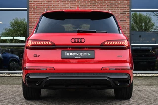 Audi Q7 55 TFSI e quattro S-Line  Rijklaar! Pano 22inch Contourzetels Luchtv / 9
