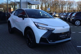 Toyota C-HR PLUG-IN HYBRID 220 GR SPORT NIEUW&DIRECT LEVERBAAR! BLIND-SPOT STOEL/STUURVERW. 19"LMV PARK-SENSOREN KEYLESS / 10