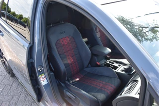 Volkswagen Golf 2.0 TSI GTI TCR Performance Pack Executive 290 pk Nardo Grey | Vol | Keyless | Pano | Camera | Carplay | Adapt.CC | Full LED | Historie / 38