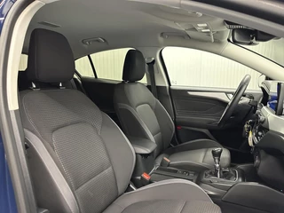 Ford Focus 1.0 EcoBoost Trend Edition Business CAMERA CARPLAY NAVI LM. / 14