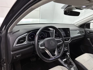 Volkswagen T-ROC 1.5 TSI Style | Automaat | Adaptive cruise | Parkeersensoren | Airco / 12