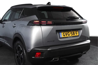 Peugeot 2008 1.2 PureTech 130 PK Allure - Automaat  | Dig. Cockpit | Adapt. Cruise | Stoelverw. | PDC | Camera | App. Connect | ECC | LM 17" | / 46