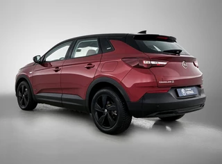 Opel Grandland X 1.6 Turbo Hybrid4 Business Elegance | Automaat | Cruise control | Stoelverwarming | Parkeersensoren / 8