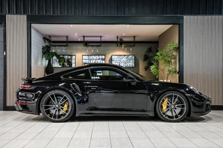 Porsche 911 3.8 Turbo S|PCCB|Matrix|Chrono|Schuifdak|Carbon / 16
